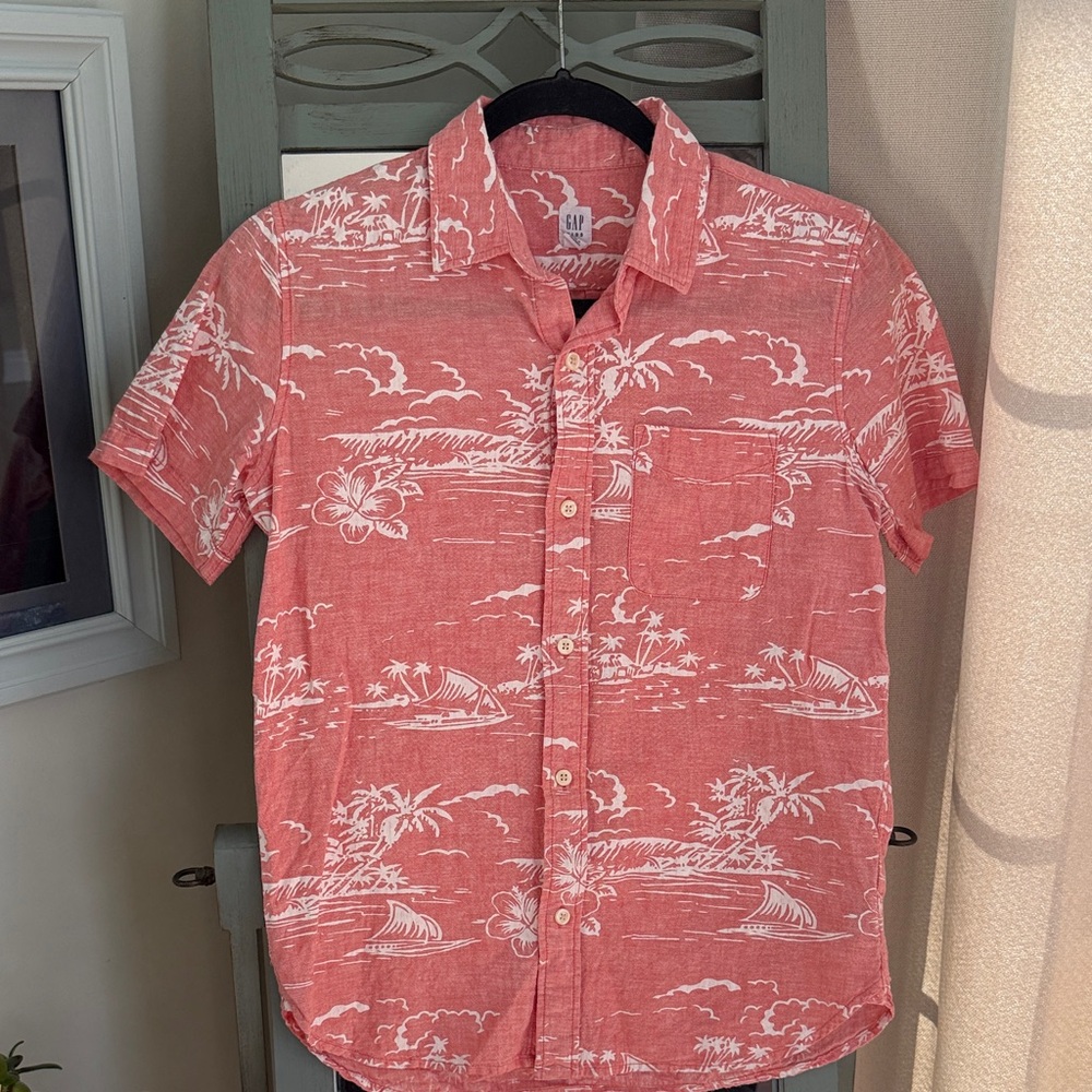 GAP Coral Casual Button Down Shirt
